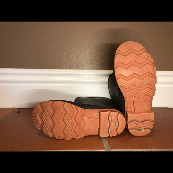 Girls Black Rain/Rubber Boot - Picture 2 of 2